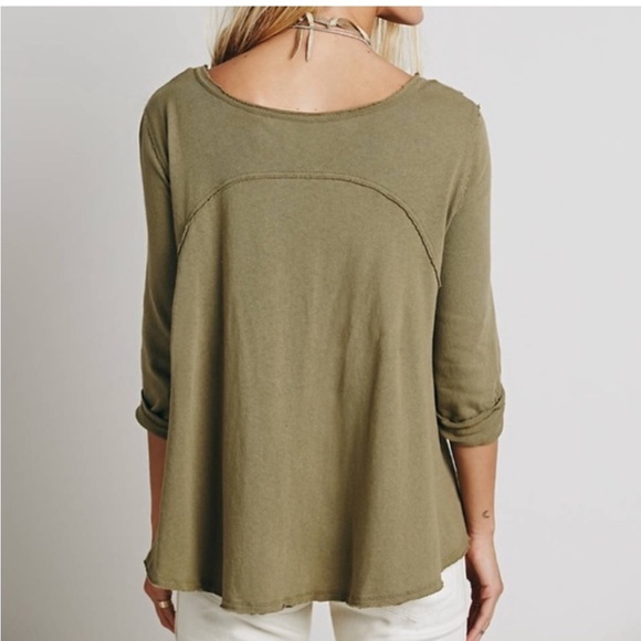 FREE PEOPLE Bonsai Tee Washed Olive Boho Split Front Size Small - Picture 2 of 10